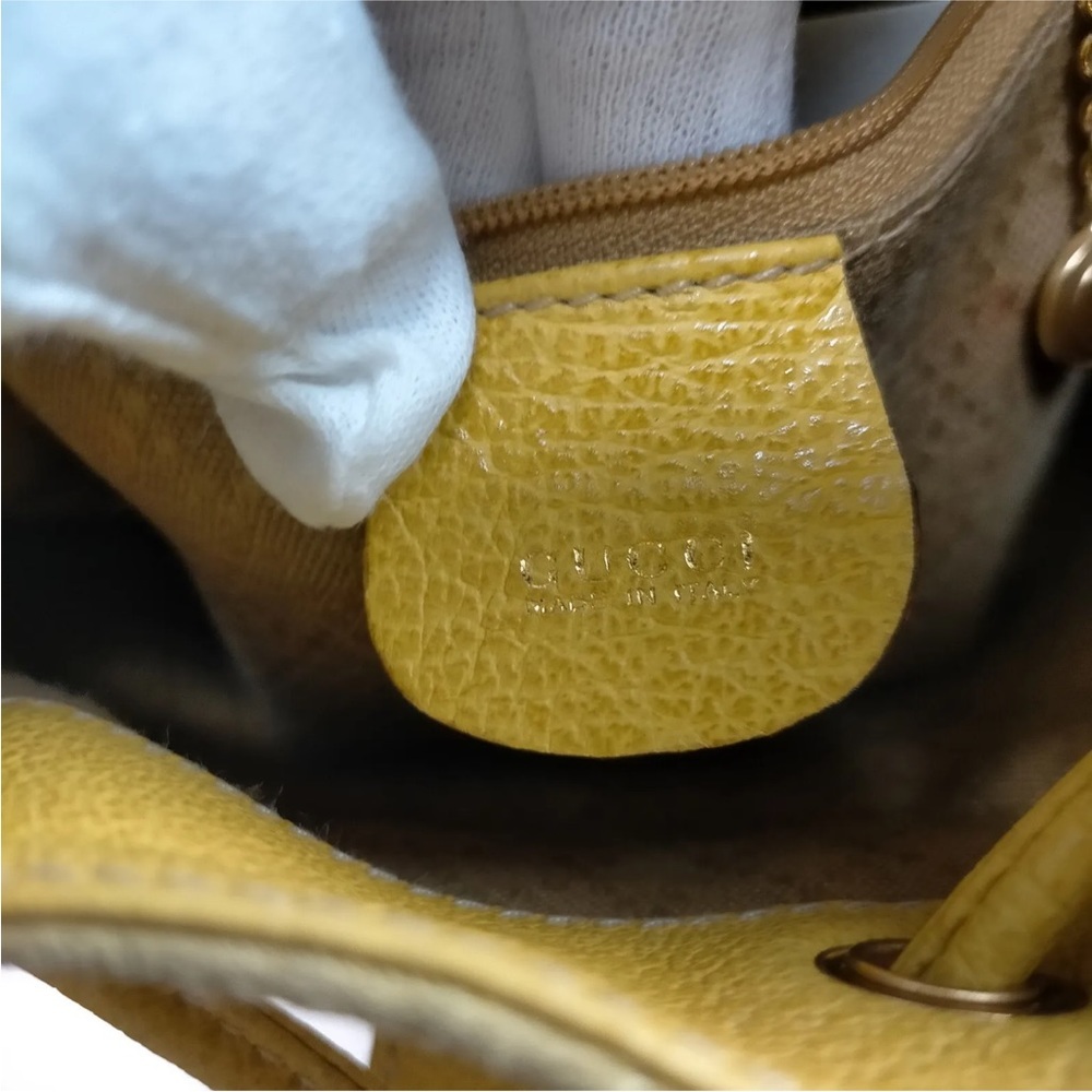Gucci Vintage Bamboo Suede & Leather Backpack - Picture 10 of 17